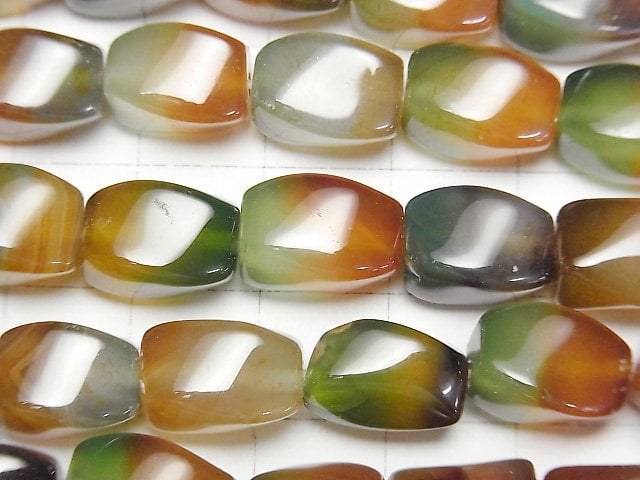 [Video] Green x Red color Chalcedony 4Faceted Twist Faceted Rice 12x8x8mm 1strand beads (aprx.15inch/38cm)