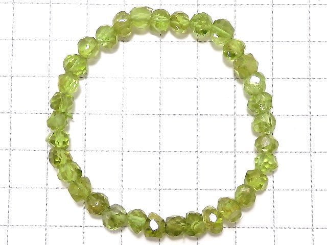 [Video][One of a kind] High Quality Peridot AAA- Faceted Nugget Bracelet NO.16