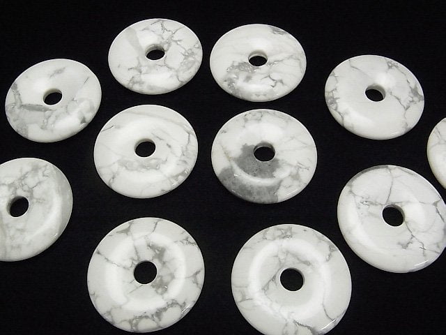 [Video] Howlite Magnesite Coin (Donut) 40x40mm 1pc