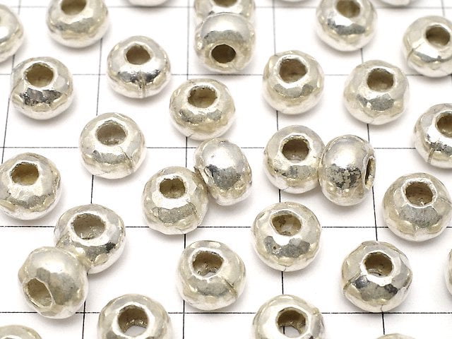 Karen Silver Roundel 7.5x7.5x5mm 2pcs