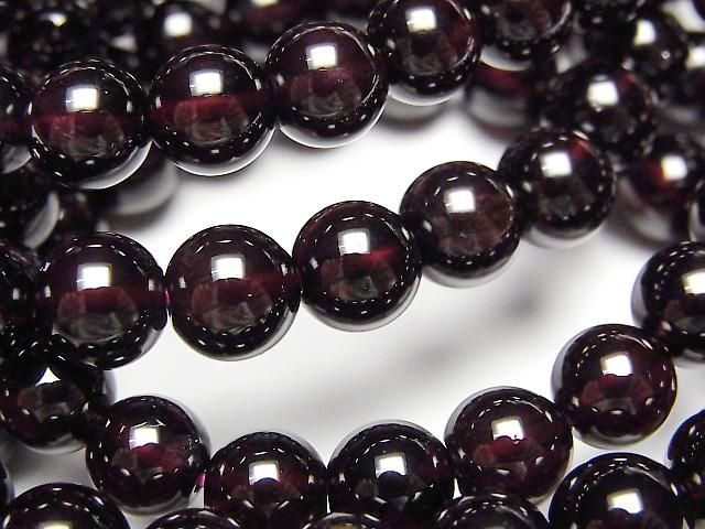 [Video] Garnet AAA Round 8mm Bracelet