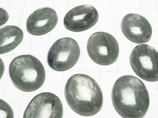 [Video] Green Kyanite AAA- Oval Cabochon 24x19mm 1pc