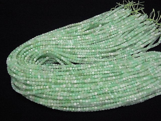 [Video] High Quality! Chrysoprase AA+ Cube Shape 3x3x3mm 1strand beads (aprx.15inch/37cm)