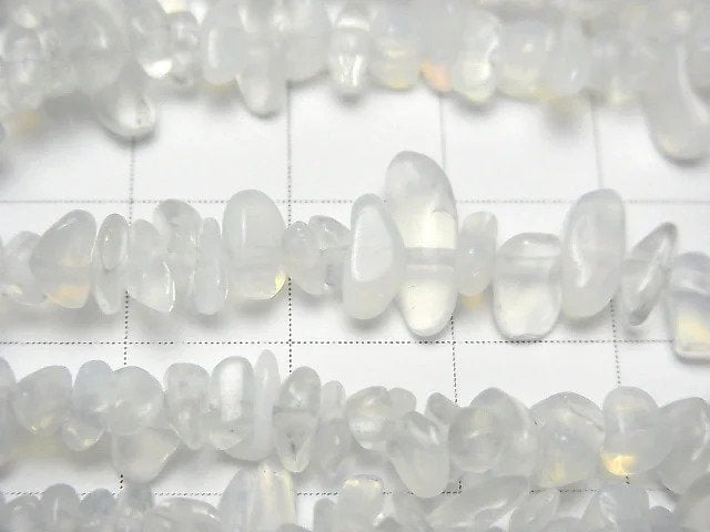 [Video]Synthetic Opal Chips (Small Nugget) White 1strand beads (aprx.31inch/78cm)