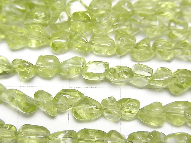 [Video]Peridot AAA- Chips (Small Nugget) 1 strand beads (aprx.15inch/37cm)