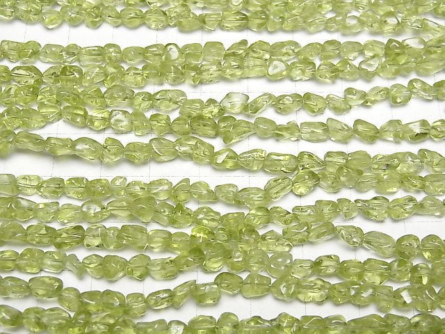 [Video]Peridot AAA- Chips (Small Nugget) 1 strand beads (aprx.15inch/37cm)