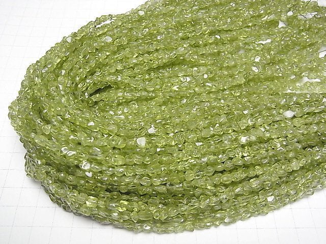 [Video]Peridot AAA- Chips (Small Nugget) 1 strand beads (aprx.15inch/37cm)