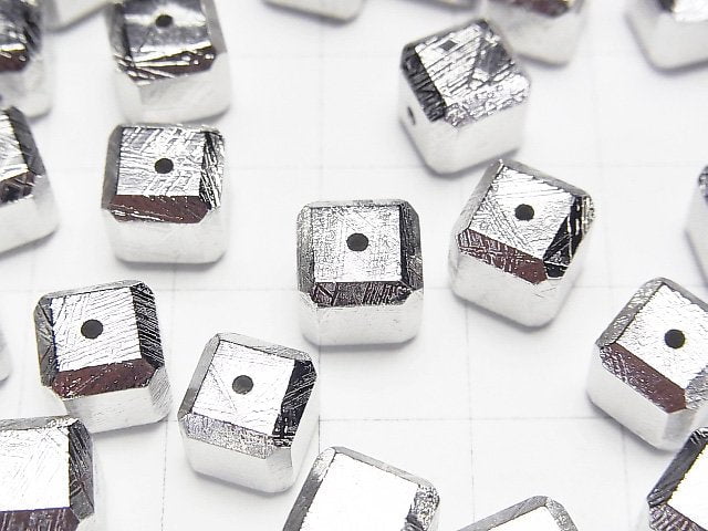 [Video]Meteorite (Muonionalusta) Cube 6mm,8mm,10mm NO.1 1pc