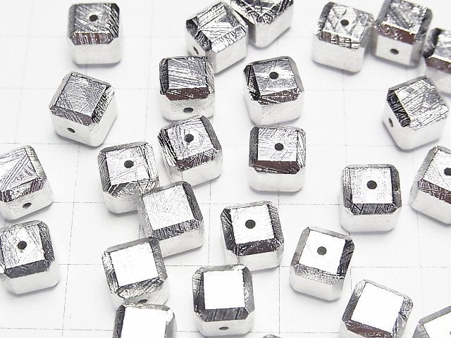 [Video]Meteorite (Muonionalusta) Cube 6mm,8mm,10mm NO.1 1pc