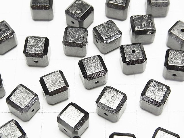 [Video]Meteorite (Muonionalusta) Cube 6mm,8mm,10mm Black NO.1 1pc