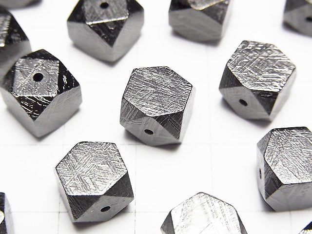 [Video]Meteorite (Muonionalusta) Cube Shape 6mm,8mm,10mm Black 1pc