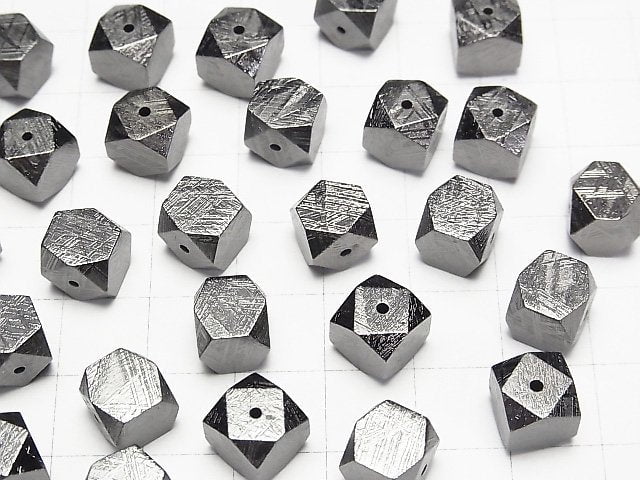 [Video]Meteorite (Muonionalusta) Cube Shape 6mm,8mm,10mm Black 1pc