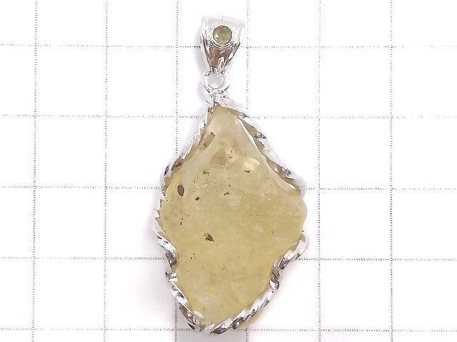 [Video][One of a kind] Libyan Desert Glass Rough Rock Nugget Moldavite Pendant Silver925 NO.223