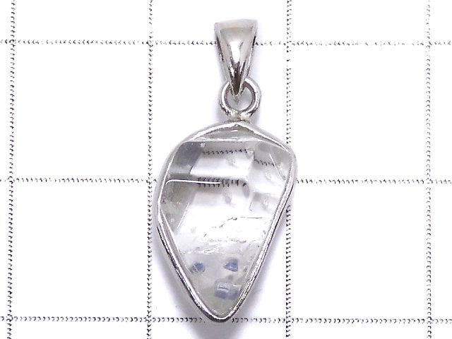 [Video][One of a kind] Fluorite in Quartz Faceted Nugget Pendant Silver925 NO.48