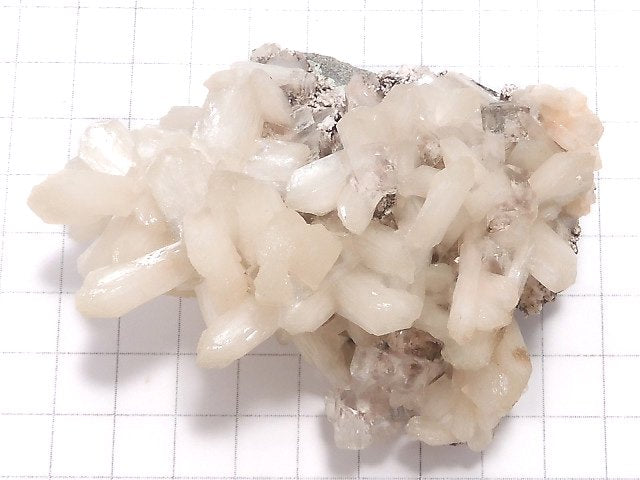 [Video][One of a kind] Apophyllite Cluster NO.10