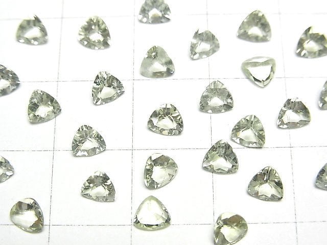 [Video]High Quality Amblygonite Loose stone Triangle Faceted 4.5x4.5mm 2pcs