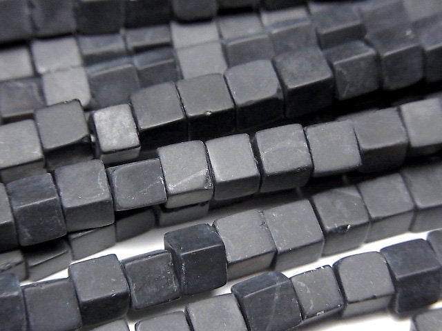 [Video] Frost Onyx Cube 4x4x4mm half or 1strand beads (aprx.15inch/37cm)
