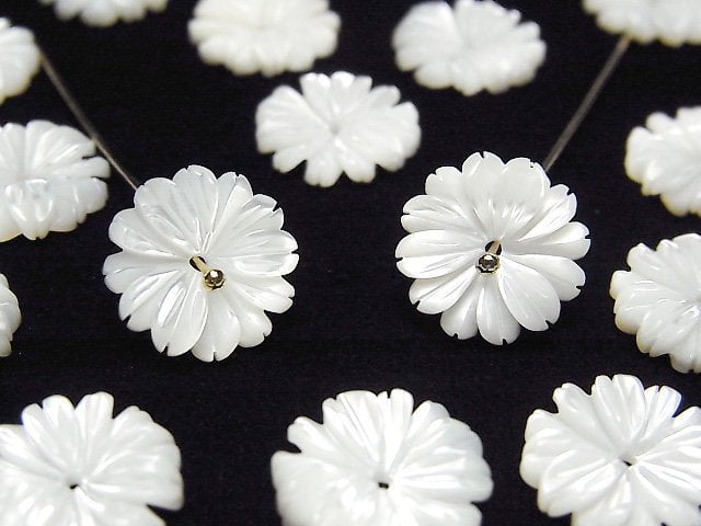 [Video]Mother of Pearl MOP White Flower (Margaret) 12mm Center Hole 4pcs