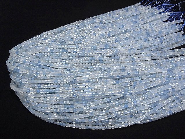 [Video]High Quality! Aquamarine AA++ Cube Shape 3x3x3mm 1strand beads (aprx.15inch/38cm)