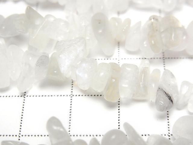 [Video] Royal Blue Moonstone AA Chips (Small Nugget) 1-strand beads (approx. 30 inches/76 cm)