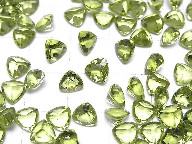 [Video]High Quality Peridot AAA Loose stone Triangle Faceted 5x5mm 3pcs