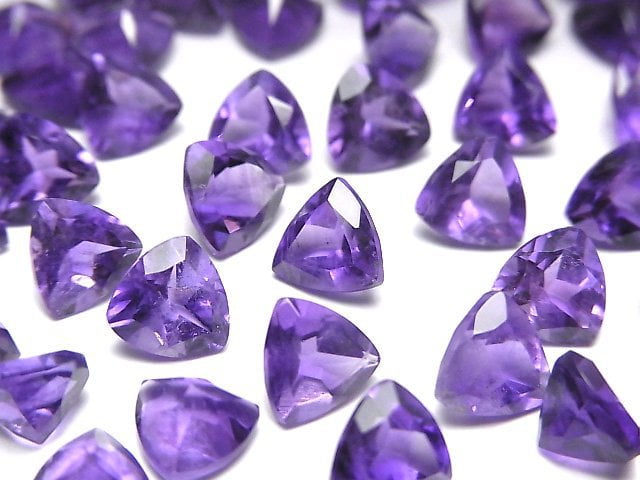 [Video]High Quality Amethyst AAA- Loose stone Triangle Faceted 7x7mm 3pcs