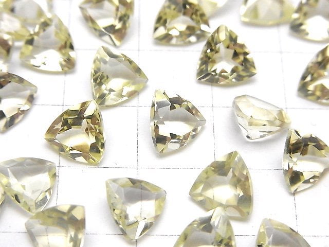 [Video]High Quality Lemon Quartz AAA Loose stone Triangle Faceted 8x8mm 4pcs