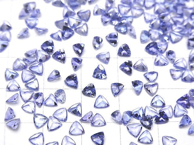 [Video]High Quality Tanzanite AAA Loose stone Triangle Faceted 4x4mm 2pcs