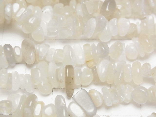 White-Light Gray Moonstone AA+ Chips (Small Nugget) 1strand beads (aprx.31inch/78cm)