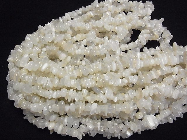 White-Light Gray Moonstone AA+ Chips (Small Nugget) 1strand beads (aprx.31inch/78cm)