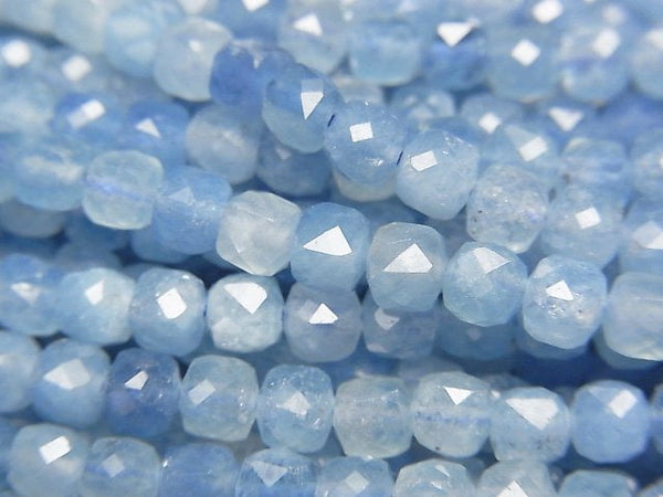 [Video]High Quality! Aquamarine AAA- Cube Shape 4.5x4.5x4.5mm half or 1strand beads (aprx.15inch/36cm)