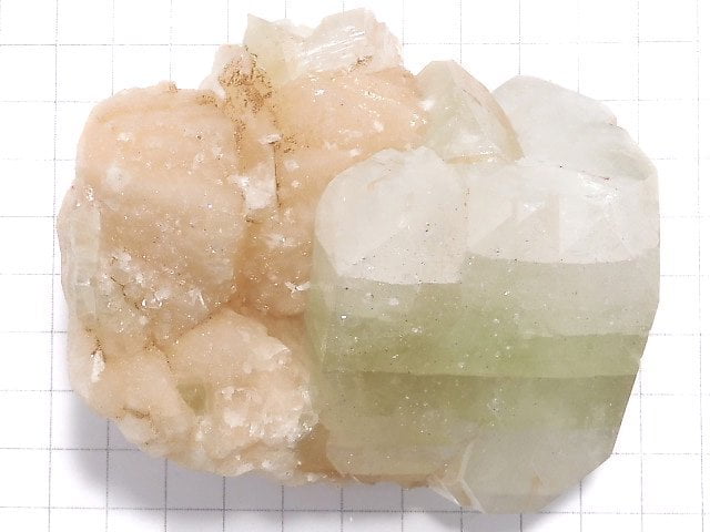 [Video][One of a kind] Apophyllite Cluster NO.37