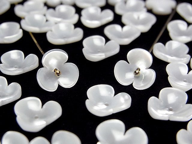 [Video] High Quality White Shell (Silver-lip Oyster) AAA 3D Flower 10mm Center Hole 4pcs