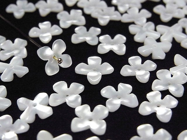 [Video] High Quality White Shell (Silver-lip Oyster) AAA Flower (4pcs Flowers) 10mm Center Hole 4pcs