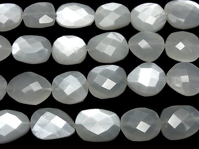 [Video]High Quality White Moonstone AA++ Flat Faceted Nugget half or 1strand beads (aprx.7inch/18cm)