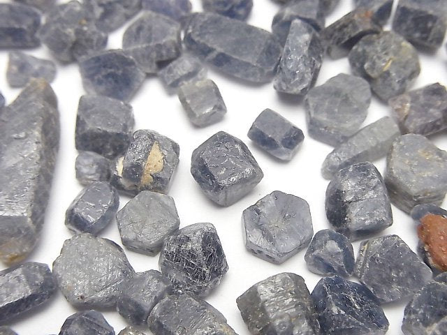 Sapphire Undrilled Rough Rock 50g