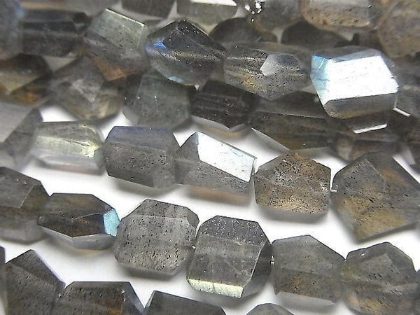 [Video]High Quality Labradorite AA++ Faceted Nugget half or 1strand beads (aprx.7inch/18cm)