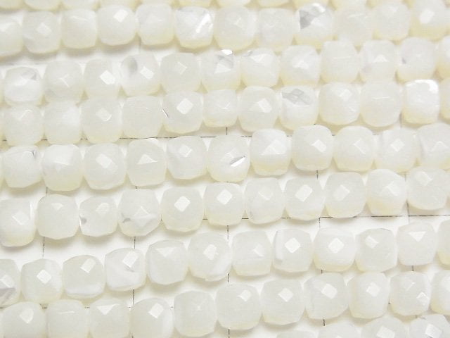 [Video]High Quality! Mother of Pearl MOP White Cube Shape 4.5x4.5x4.5mm 1strand beads (aprx.15inch/36cm)
