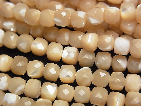 [Video]High Quality! Mother of Pearl MOP Beige Cube Shape 4.5x4.5x4.5mm 1strand beads (aprx.15inch/36cm)