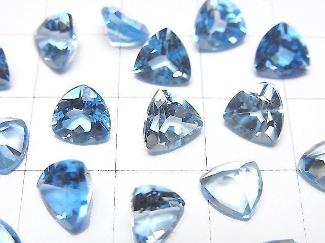 [Video]High Quality Swiss Blue Topaz AAA Loose stone Triangle Faceted 7x7mm 2pcs