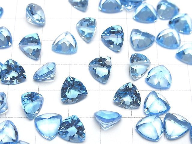 [Video]High Quality Swiss Blue Topaz AAA Loose stone Triangle Faceted 9x9mm 1pc