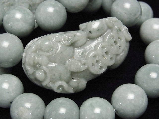 [Video] Burmese Jadeite AA++ Pixiu Carving & Round 12mm Bracelet