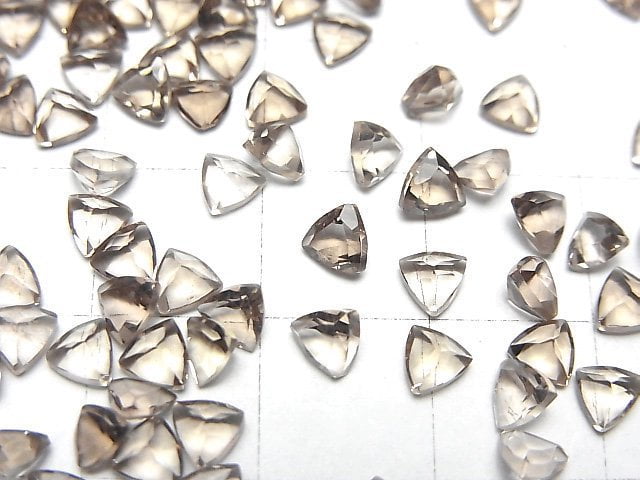 [Video]High Quality Smoky Quartz AAA Loose stone Triangle Faceted 4x4mm [Light color] 10pcs