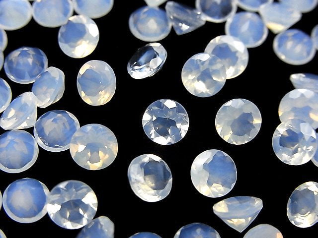 [Video]High Quality Moonlight Quartz AAA Round Faceted 6x6mm 2pcs