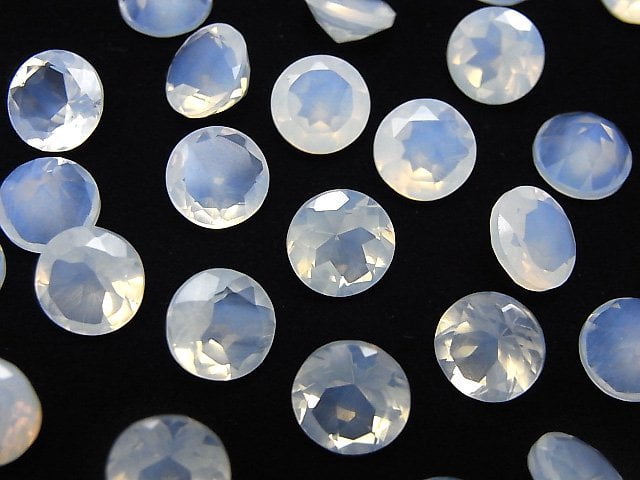 [Video]High Quality Moonlight Quartz AAA Round Faceted 8x8mm 1pc