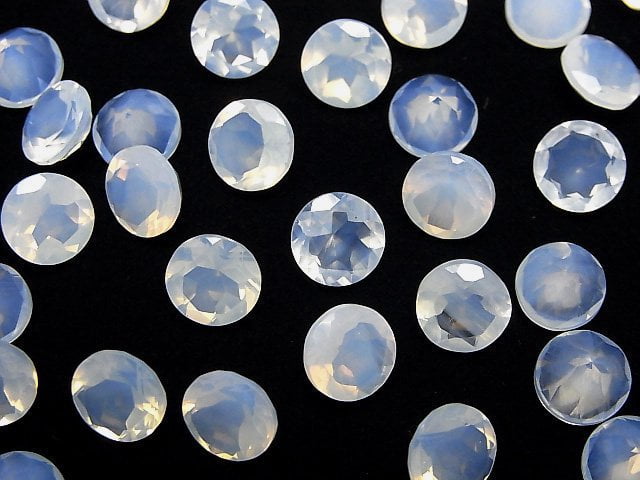 [Video]High Quality Moonlight Quartz AAA Round Faceted 8x8mm 1pc