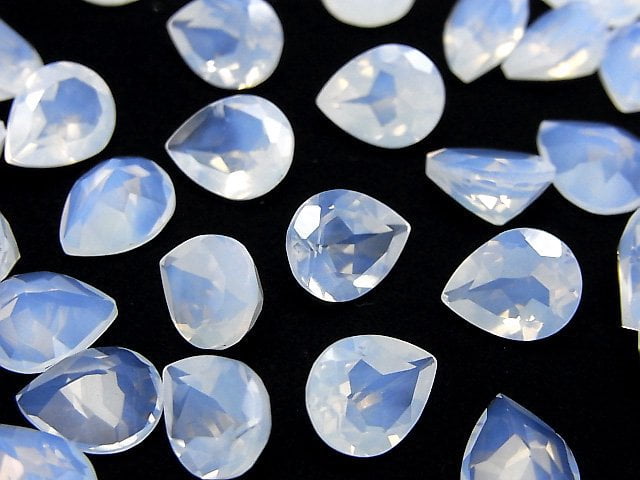 [Video]High Quality Moonlight Quartz AAA Pear shape Faceted 10x8mm 1pc