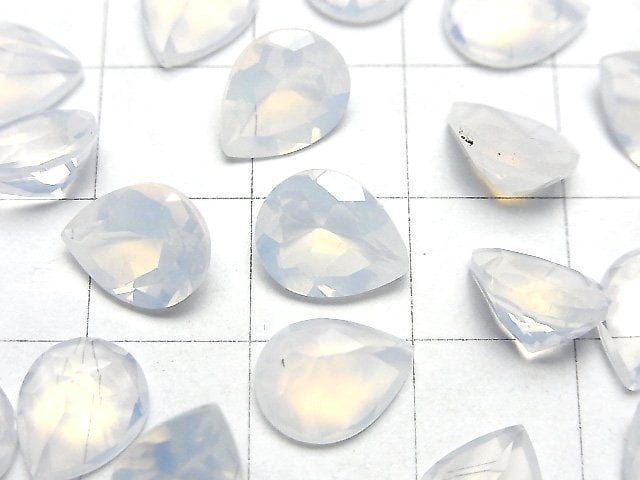 [Video]High Quality Moonlight Quartz AAA Pear shape Faceted 10x8mm 1pc