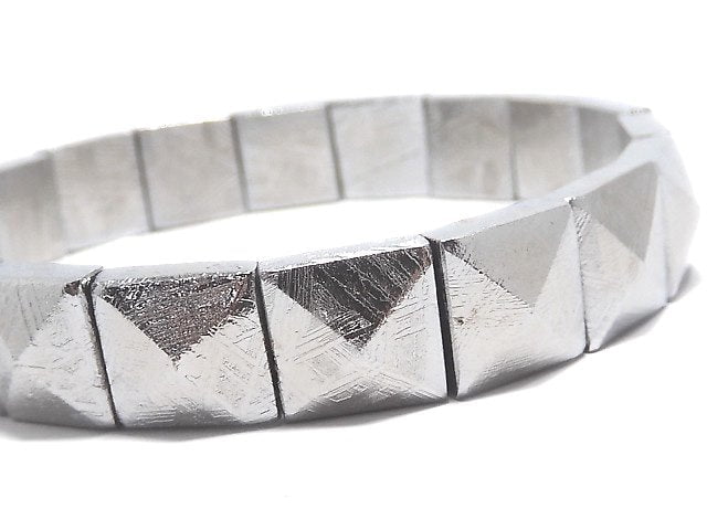 [Video][One of a kind] Meteorite (Muonionalusta) 2-hole Faceted Square 10x10mm Bracelet NO.1