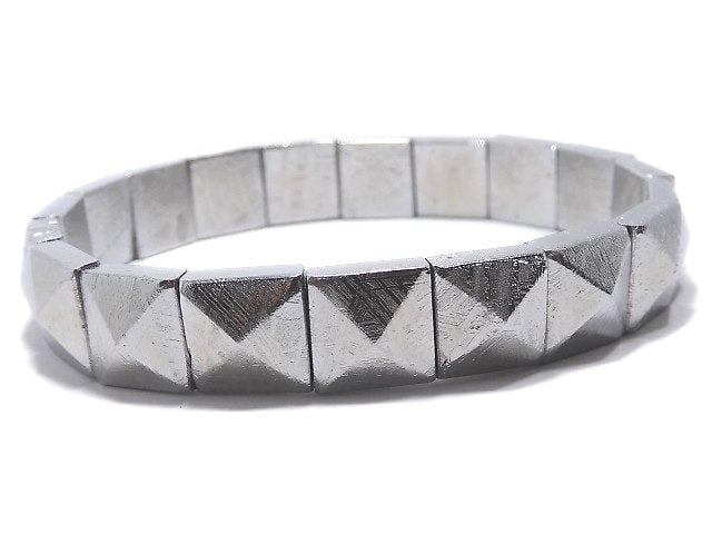 [Video][One of a kind] Meteorite (Muonionalusta) 2-hole Faceted Square 10x10mm Bracelet NO.1